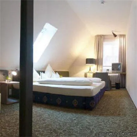 Lehmeier 3*